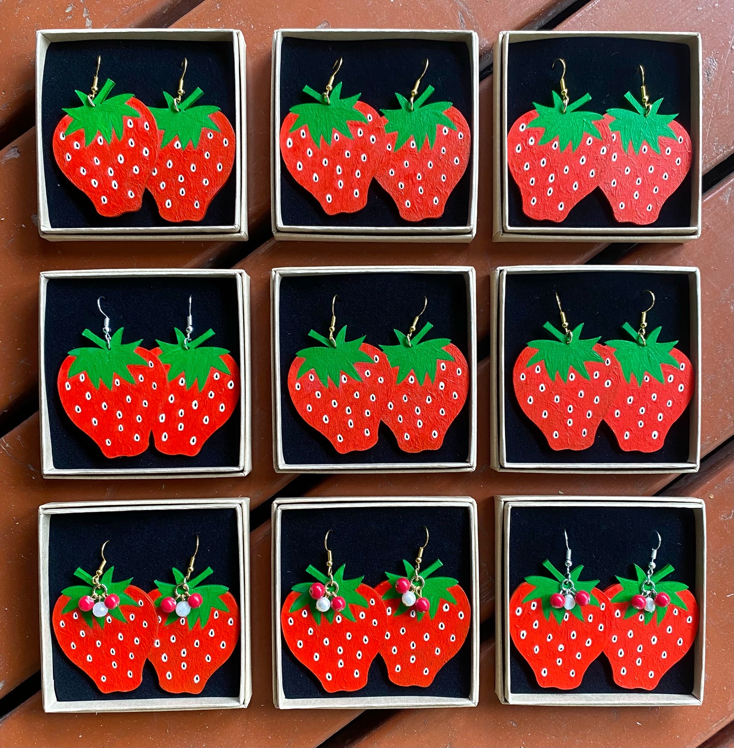 STRAWBERRY- korvakorut